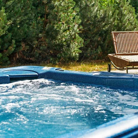 Three-bedroom Holiday In Nexo 19 Casa vacanze *